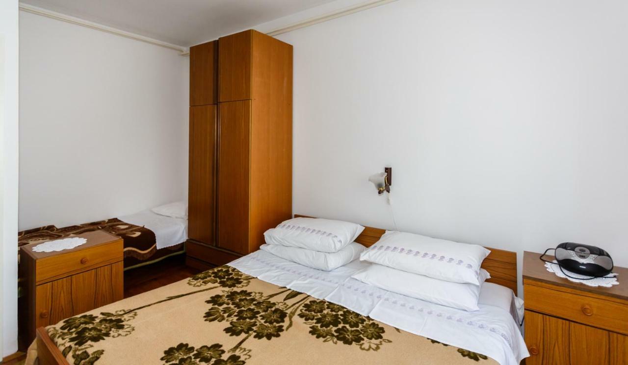 Apartmani Jelica Krk Town Bagian luar foto